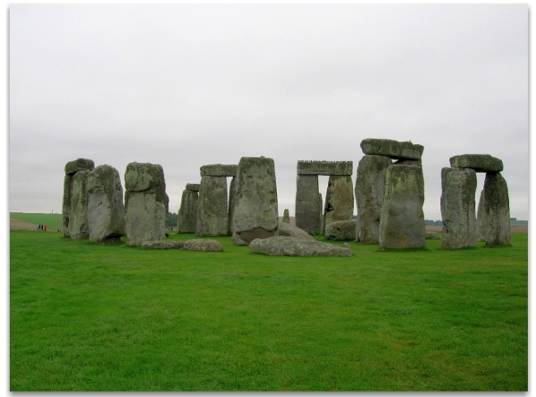 The flock of birds are visible atop a plinth at Stonehenge