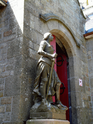 Entrance to the Chapel, Eglise d' S Pierre, Mont St Michel