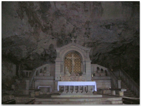 Main altar in the grotto at la Sainte-Baume