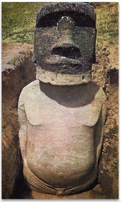 excavation of Easter Island Statue
