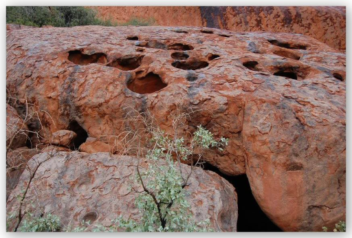 Rust and exfoilation at Uluru