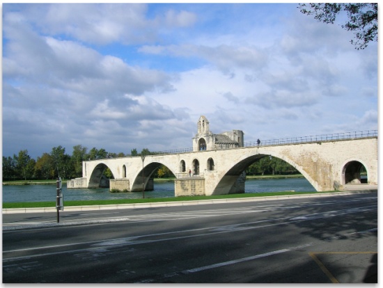 The famous pont (Bridge) of Avignon, of the nursery rhyme